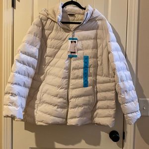 32 Degrees Puffer Jacket NWT